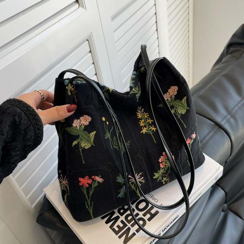 Vintage-Tasche Mit Blumenstickerei