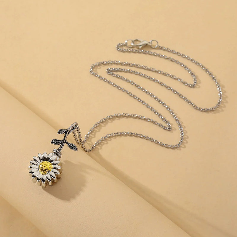 Vintage-Sonnenblumen-Anhänger-Halskette
