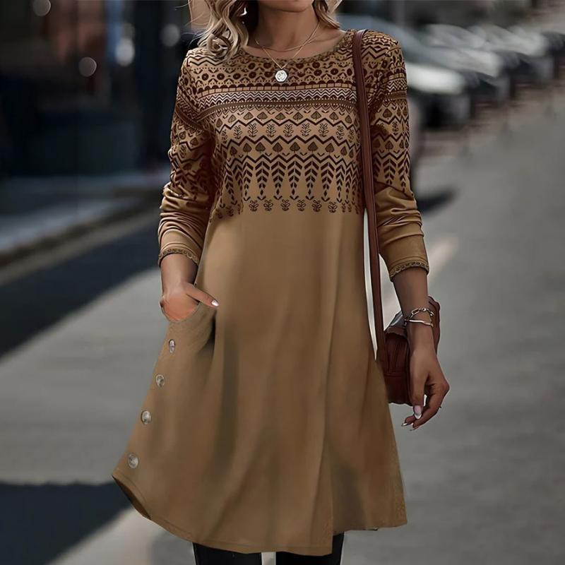 Vintage -Kleid mit ethnischem Druck