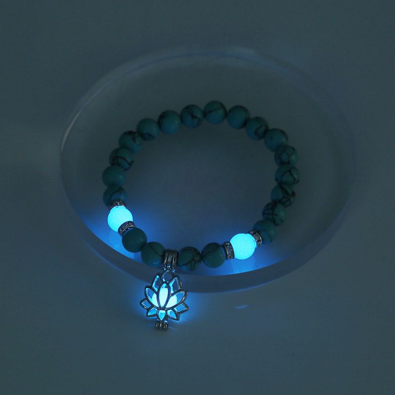 Bracelet Perlé Pendentif Lotus Lumineux