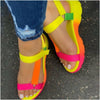 Mukavat värilliset sandaalit